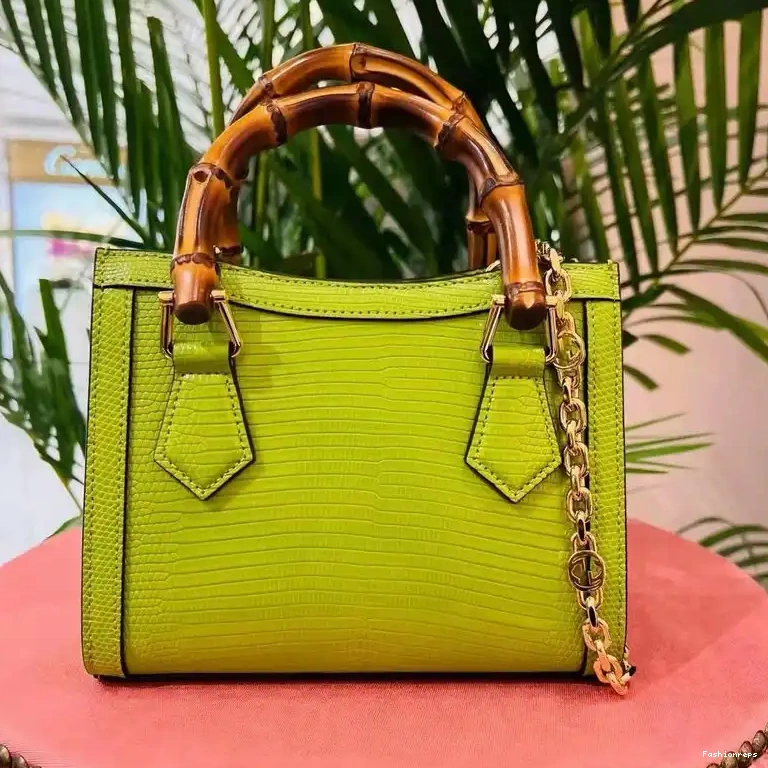 Fashionrepsfam ru 2206YA0034 Gucci Bag 0625